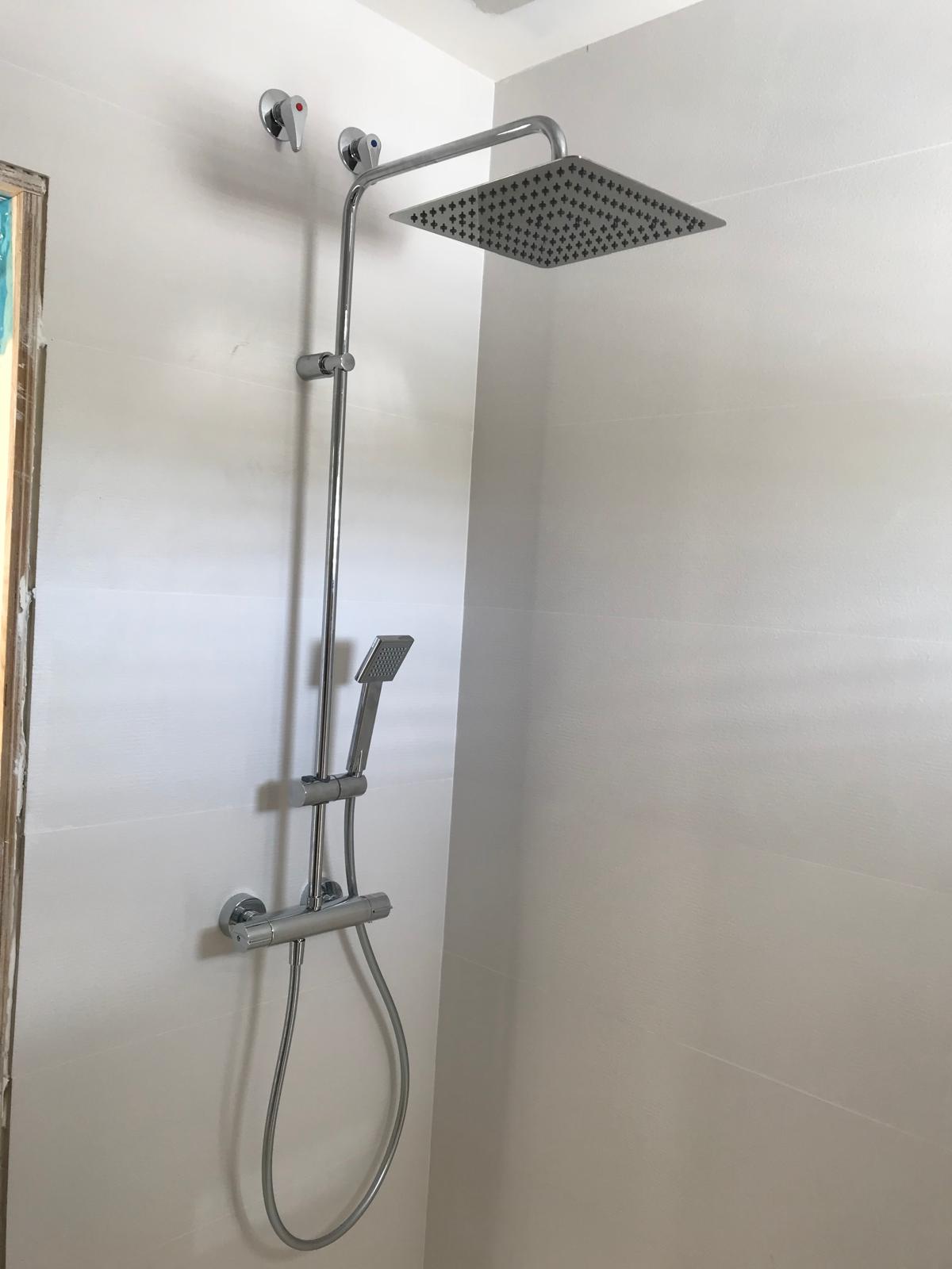 instalaciones de griferia y termos almazora